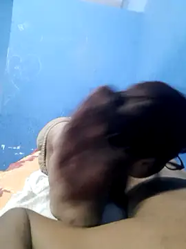 Snapshot of MagaliExequiel chatting on 12-31-24, 11:53 MagaliExequiel online show from 12-31-24, 11:53