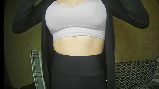 Snapshot of ElllaNuar chatting on 02-03-25, 01:09 ElllaNuar online show from 02-03-25, 01:09