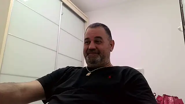 Snapshot of your_man85 chatting on 02-09-25, 09:39 your man85 online show from 02-09-25, 09:39