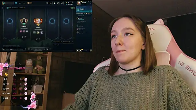 MoonlishSiren online show from 11-08-25, 07:12