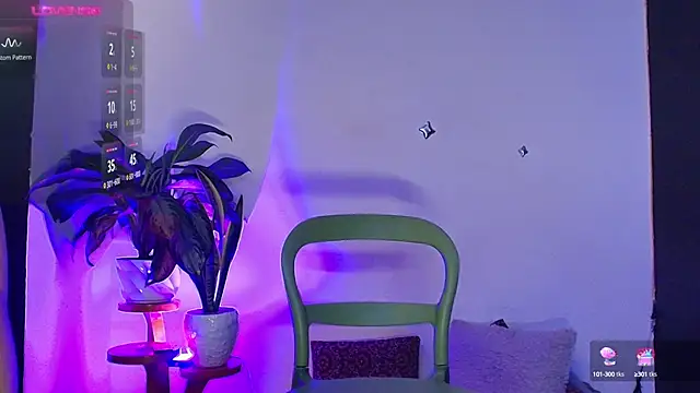 ValenGray online show from 02-19-25, 12:00