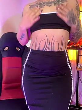 ValenGray online show from 10-24-25, 12:45