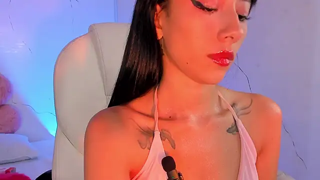 Snapshot of MelodyBliss chatting on 04-21-26, 01:42 MelodyBliss online show from 04-21-26, 01:42