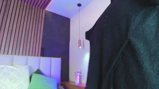 KendalMilleer online show from 11-23-25, 11:43