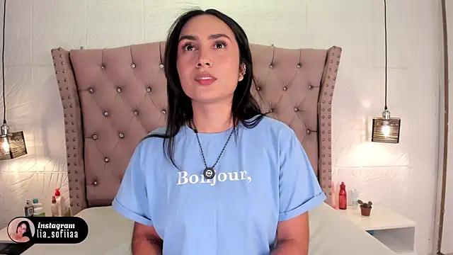 lia sofiia online show from 04-13-26, 08:53