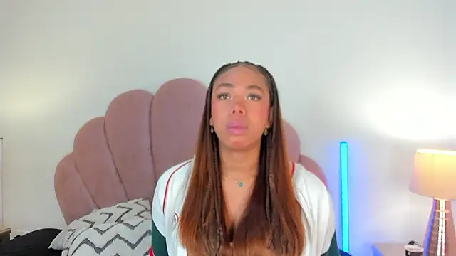 Nicole Paradise online show from 01-14-26, 12:55