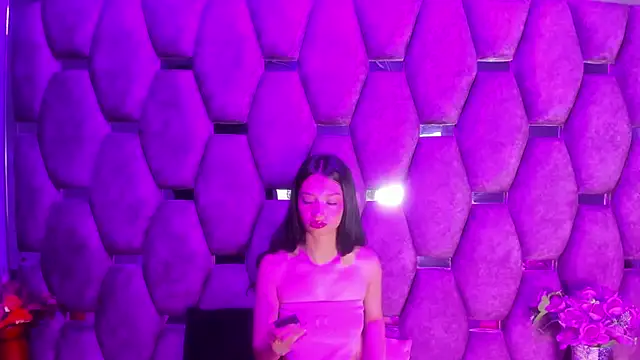 Snapshot of Aurora_18 chatting on 11-27-25, 02:41 Aurora 18 online show from 11-27-25, 02:41