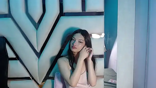 Snapshot of Aurora_18 chatting on 01-09-26, 03:04 Aurora 18 online show from 01-09-26, 03:04