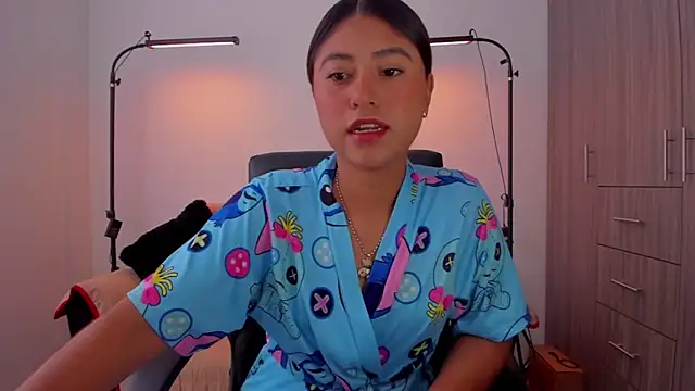 Snapshot of cloy_baby__ chatting on 02-23-26, 12:24 cloy baby online show from 02-23-26, 12:24