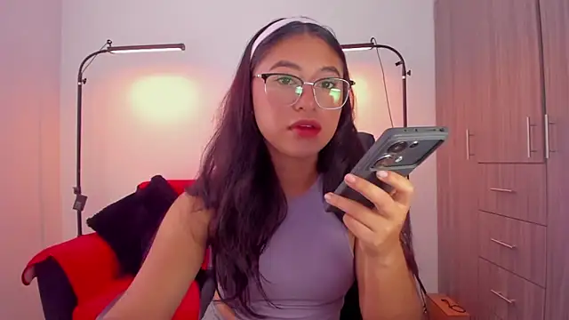 Snapshot of cloy_baby__ chatting on 02-28-26, 11:44 cloy baby online show from 02-28-26, 11:44