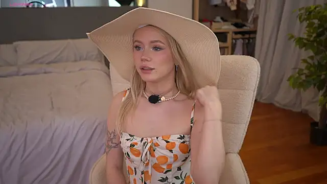 LexieLoree online show from 03-02-26, 03:09