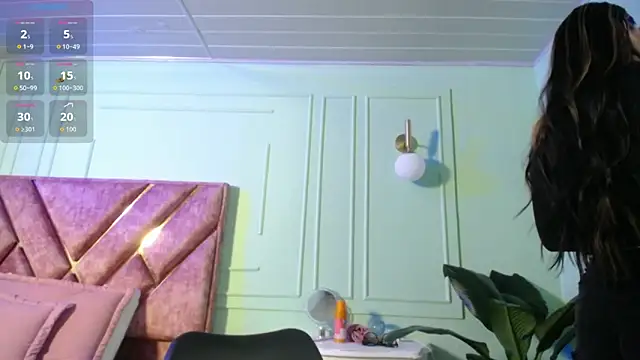 Layna cold online show from 11-27-25, 12:29