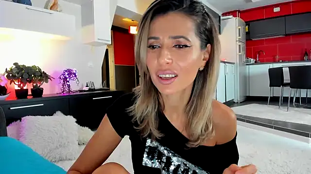 MissSmiley26 online show from 12-13-24, 10:02