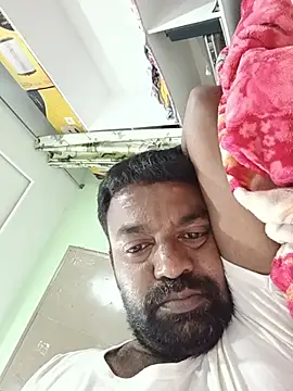 Snapshot of PVNRAO0831 chatting on 06-07-26, 03:27 PVNRAO0831 online show from 06-07-26, 03:27