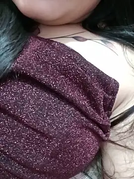Snapshot of SHUBHI880 chatting on 06-19-26, 07:28 SHUBHI880 online show from 06-19-26, 07:28