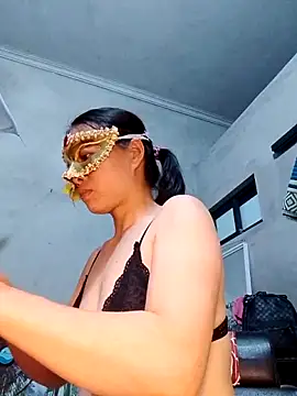 Snapshot of Aninyin22 chatting on 06-16-26, 01:25 Aninyin22 online show from 06-16-26, 01:25