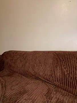 Snapshot of Dawi3 chatting on 10-22-25, 04:24 Dawi3 online show from 10-22-25, 04:24