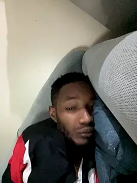 Snapshot of Dawi3 chatting on 10-24-25, 11:56 Dawi3 online show from 10-24-25, 11:56