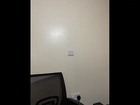 Snapshot of Dawi3 chatting on 11-30-25, 01:04 Dawi3 online show from 11-30-25, 01:04