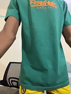 Snapshot of Dawi3 chatting on 02-08-26, 07:34 Dawi3 online show from 02-08-26, 07:34