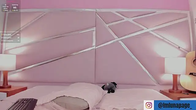 Snapshot of Lunapage chatting on 01-21-25, 07:17 Lunapage online show from 01-21-25, 07:17