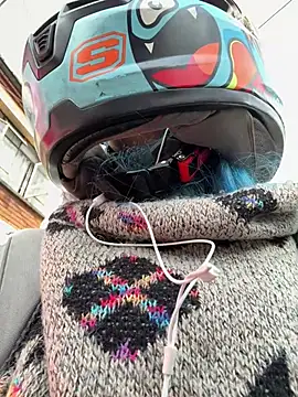 Snapshot of Lunapage chatting on 02-11-25, 01:09 Lunapage online show from 02-11-25, 01:09