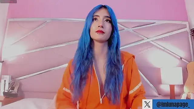 Snapshot of Lunapage chatting on 02-12-25, 02:10 Lunapage online show from 02-12-25, 02:10