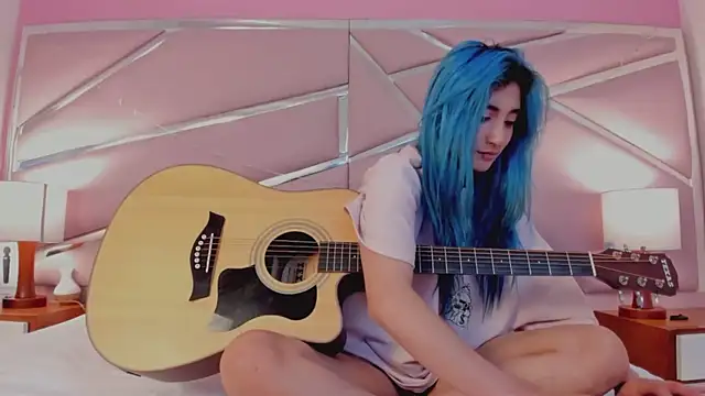 Snapshot of Lunapage chatting on 03-13-25, 07:17 Lunapage online show from 03-13-25, 07:17