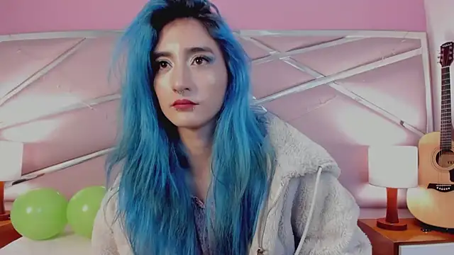 Snapshot of Lunapage chatting on 03-18-25, 01:09 Lunapage online show from 03-18-25, 01:09