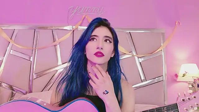 Snapshot of Lunapage chatting on 09-29-25, 10:36 Lunapage online show from 09-29-25, 10:36