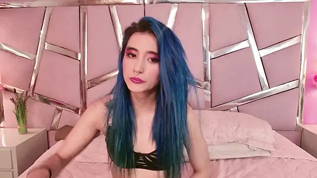 Snapshot of Lunapage chatting on 10-04-25, 08:29 Lunapage online show from 10-04-25, 08:29