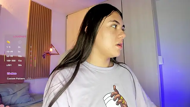 mia nevaeh online show from 03-08-26, 07:39