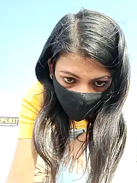 Snapshot of Noorkhatoon chatting on 01-29-25, 05:40 Noorkhatoon online show from 01-29-25, 05:40