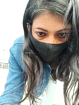 Snapshot of Noorkhatoon chatting on 02-02-25, 05:42 Noorkhatoon online show from 02-02-25, 05:42