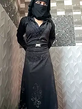 Snapshot of Noorkhatoon chatting on 09-14-25, 02:33 Noorkhatoon online show from 09-14-25, 02:33