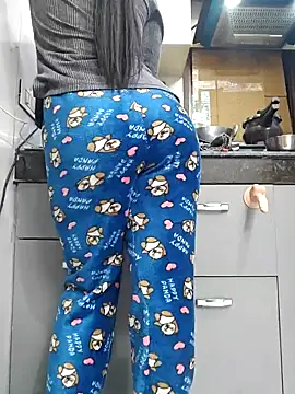 Manpreet kaur21 online show from 12-27-24, 12:56