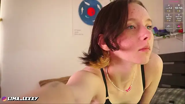 LimaLexxx online show from 04-11-26, 02:16