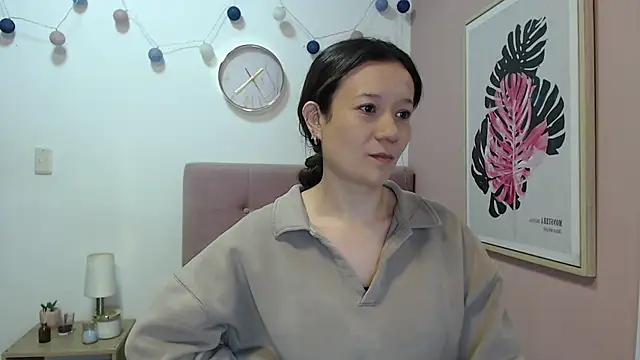 Snapshot of lanna_1878 chatting on 06-30-26, 01:34 lanna 1878 online show from 06-30-26, 01:34