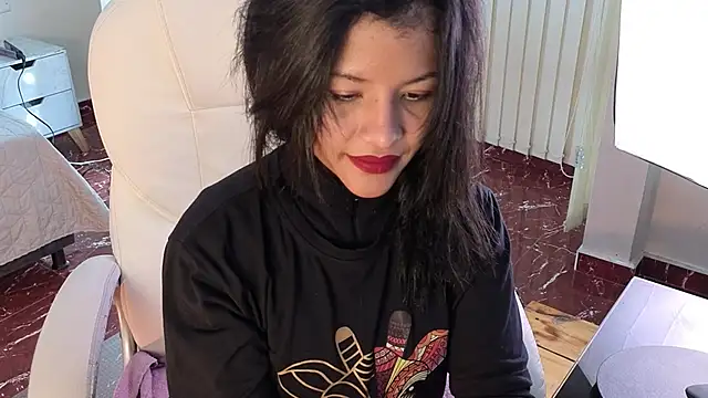 petite molly  online show from 01-07-26, 01:02