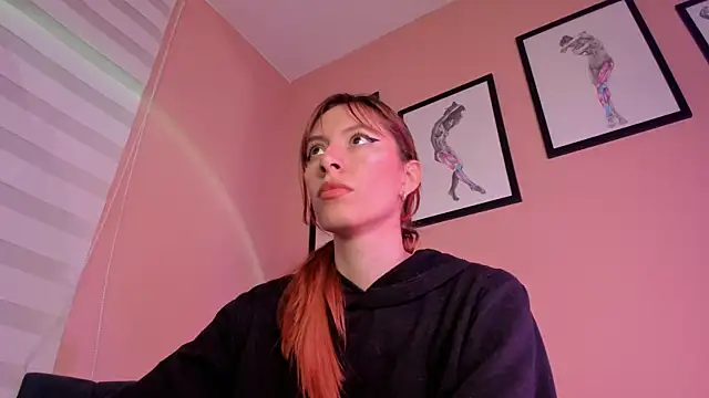 Snapshot of SensualJane2 chatting on 09-17-25, 11:17 SensualJane2 online show from 09-17-25, 11:17
