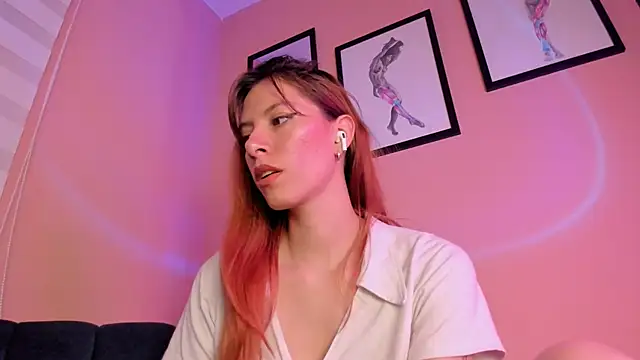 Snapshot of SensualJane2 chatting on 10-17-25, 11:29 SensualJane2 online show from 10-17-25, 11:29