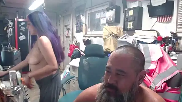 Snapshot of tmoc6693 chatting on 12-02-25, 11:37 tmoc6693 online show from 12-02-25, 11:37