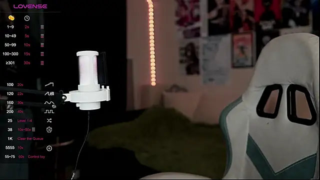 Snapshot of Traharaa chatting on 02-17-26, 03:08 Traharaa online show from 02-17-26, 03:08