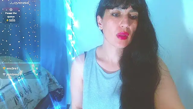 Snapshot of cristina_connor chatting on 02-25-25, 06:03 cristina connor online show from 02-25-25, 06:03