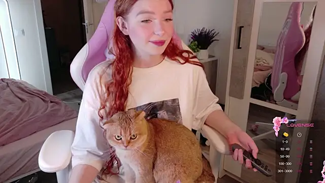 cinnabon girls online show from 10-30-25, 11:38