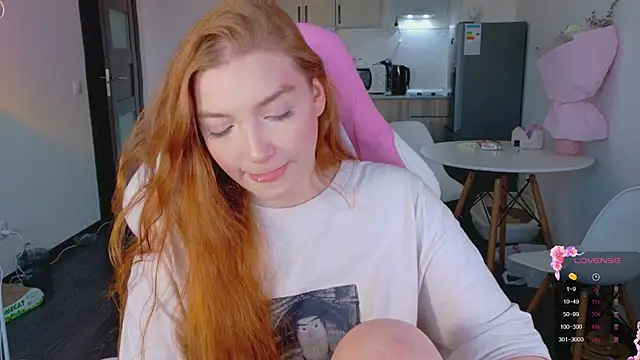 Snapshot of cinnabon_girls chatting on 03-14-26, 03:17 cinnabon girls online show from 03-14-26, 03:17