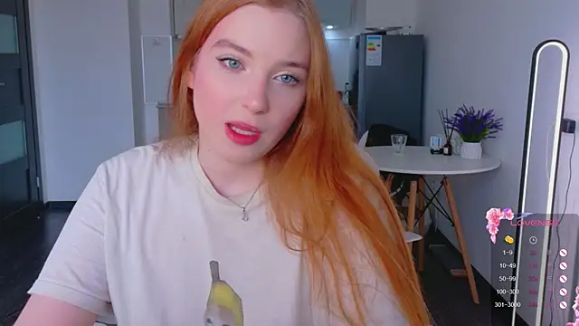 Snapshot of cinnabon_girls chatting on 03-31-26, 12:05 cinnabon girls online show from 03-31-26, 12:05