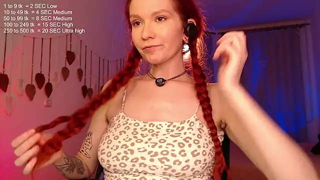 Snapshot of Mayrumey chatting on 06-14-26, 04:42 Mayrumey online show from 06-14-26, 04:42
