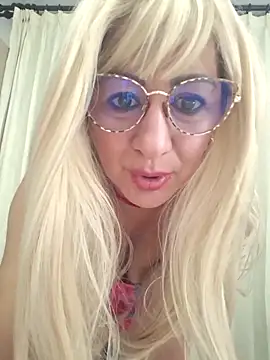 viollett 28 online show from 04-06-26, 11:27