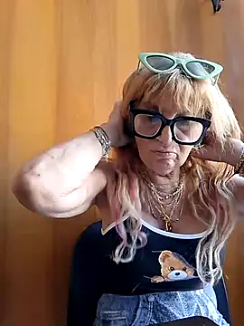 Snapshot of eva2023sexy chatting on 05-27-26, 01:08 eva2023sexy online show from 05-27-26, 01:08